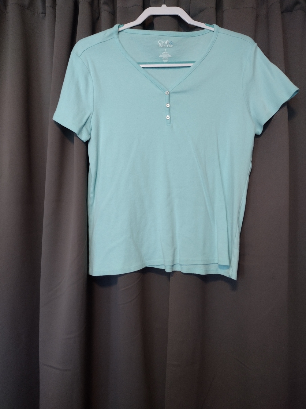 Croft & Barrow Women's Light Aqua V-Neck Henley Tee